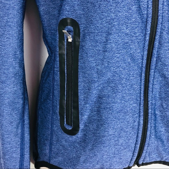 PUMA running jacket Small B01 - Picture 3 of 6